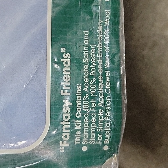 Bucilla Kit #82008, Fantasy Friends, Jeweled Stitchery Ornaments, Christmas - Picture 5 of 10